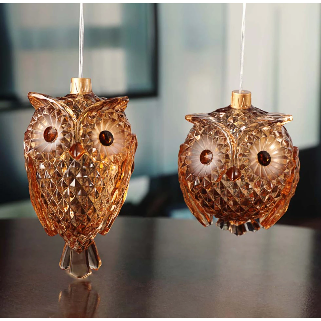 16ct Amber Diamond Cut Owl LED String Ornaments 4.5" 4 16ct Amber Diamond Cut Owl LED String Ornaments 4.5" - Image 2