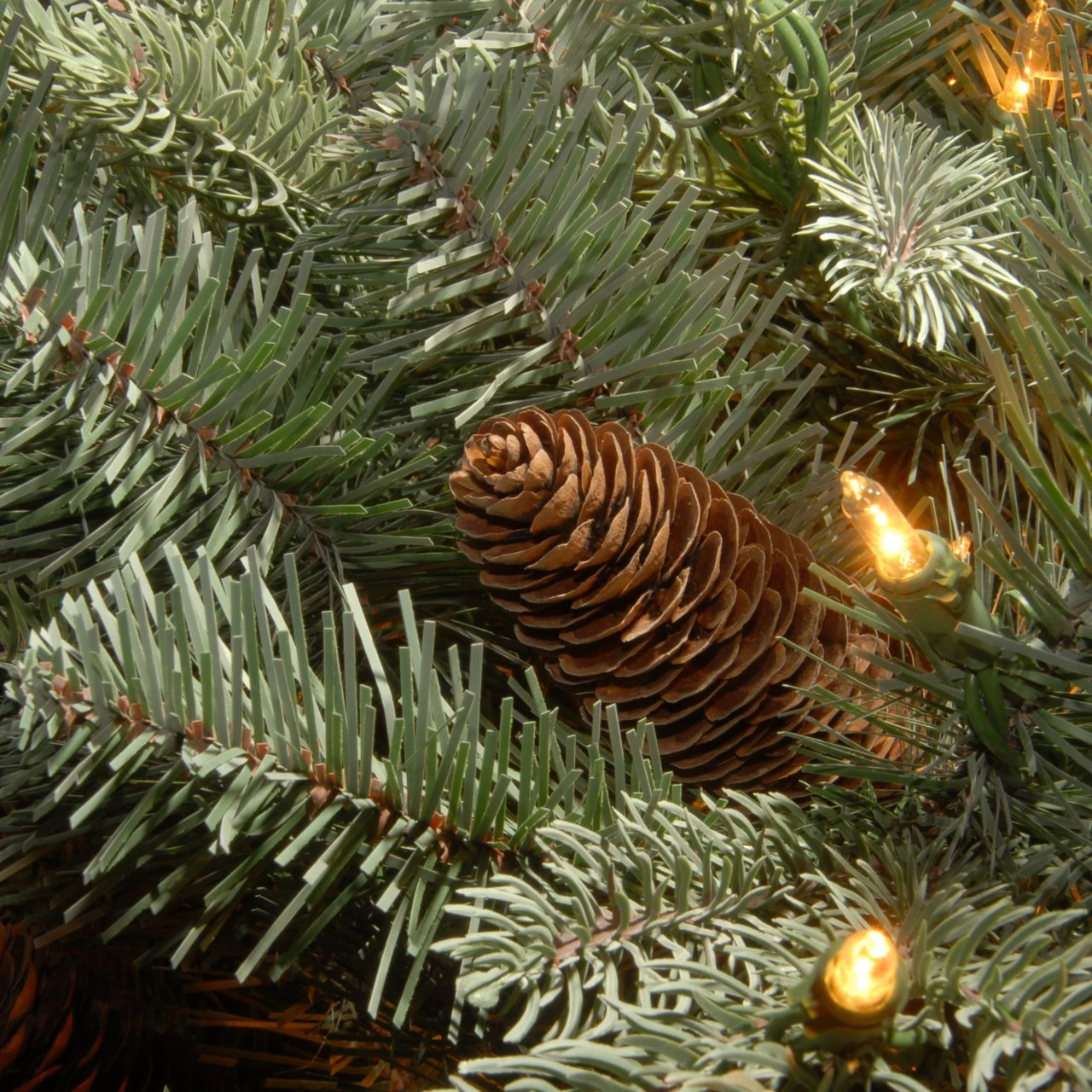 36" Pre-Lit Arctic Spruce Mailbox Swag - Clear LED Lights 4 36" Pre-Lit Arctic Spruce Mailbox Swag - Clear LED Lights - Image 2