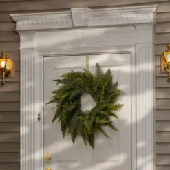 Fern Artificial Wreath - 35-Inch, Unlit 7 Fern Artificial Wreath - 35-Inch, Unlit -Christmas Decoration Store dnat qfrn8 10 35w 2 01400.1667494755