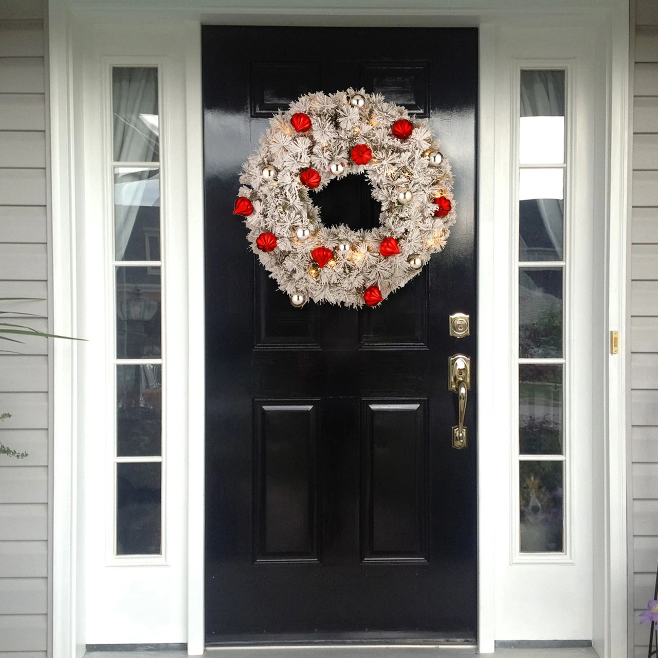 30” Pre-Lit Snowy Bristle Pine Wreath With Battery Operated Warm White LED Lights With Timer 4 30” Pre-Lit Snowy Bristle Pine Wreath With Battery Operated Warm White LED Lights With Timer - Image 2