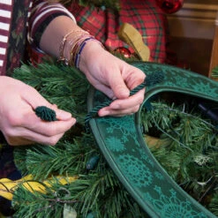 20" Basil Green Christmas Deluxe Door Saver Protective Wreath Pad 14 20" Basil Green Christmas Deluxe Door Saver Protective Wreath Pad -Christmas Decoration Store dvlc v 11101 rs 005 03379.1688109730