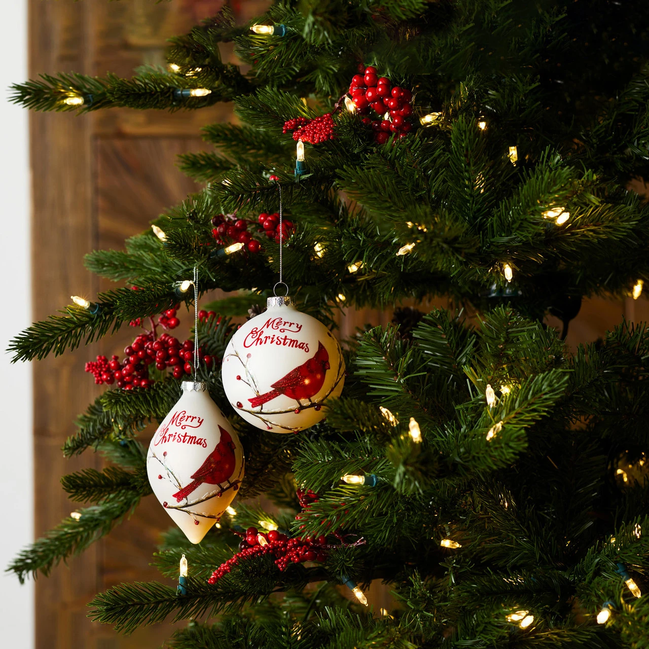 Set Of 8 White Glass Ball Christmas Ornaments With Cardinals 4.75" 4 Set Of 8 White Glass Ball Christmas Ornaments With Cardinals 4.75" - Image 2