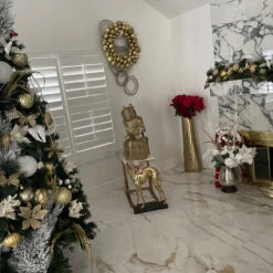 Vegas Gold 3-Finish Shatterproof Ball Christmas Wreath - 24-Inch, Unlit 9 Vegas Gold 3-Finish Shatterproof Ball Christmas Wreath - 24-Inch, Unlit -Christmas Decoration Store northlight20sm91056 cxpic 09320.1669140296