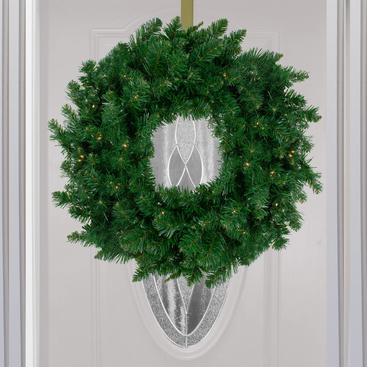 Pre-Lit Twin Lakes Fir Artificial Christmas Wreath - 24-Inch, Warm White LED Lights 4 Pre-Lit Twin Lakes Fir Artificial Christmas Wreath - 24-Inch, Warm White LED Lights - Image 2