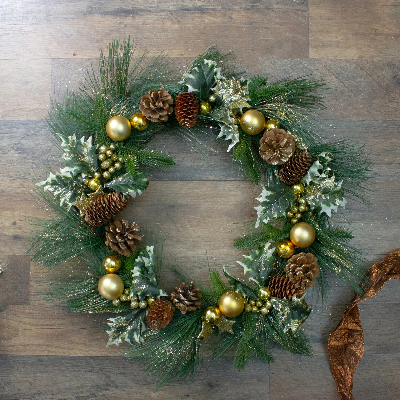 Long Needle Pine With Winter Foliage And Stars Christmas Wreath - 20-Inch, Unlit 4 Long Needle Pine With Winter Foliage And Stars Christmas Wreath - 20-Inch, Unlit - Image 2