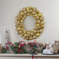 Vegas Gold 3-Finish Shatterproof Ball Christmas Wreath - 24-Inch, Unlit 7 Vegas Gold 3-Finish Shatterproof Ball Christmas Wreath - 24-Inch, Unlit -Christmas Decoration Store northlight sm91056 5updated 73377.1669140295