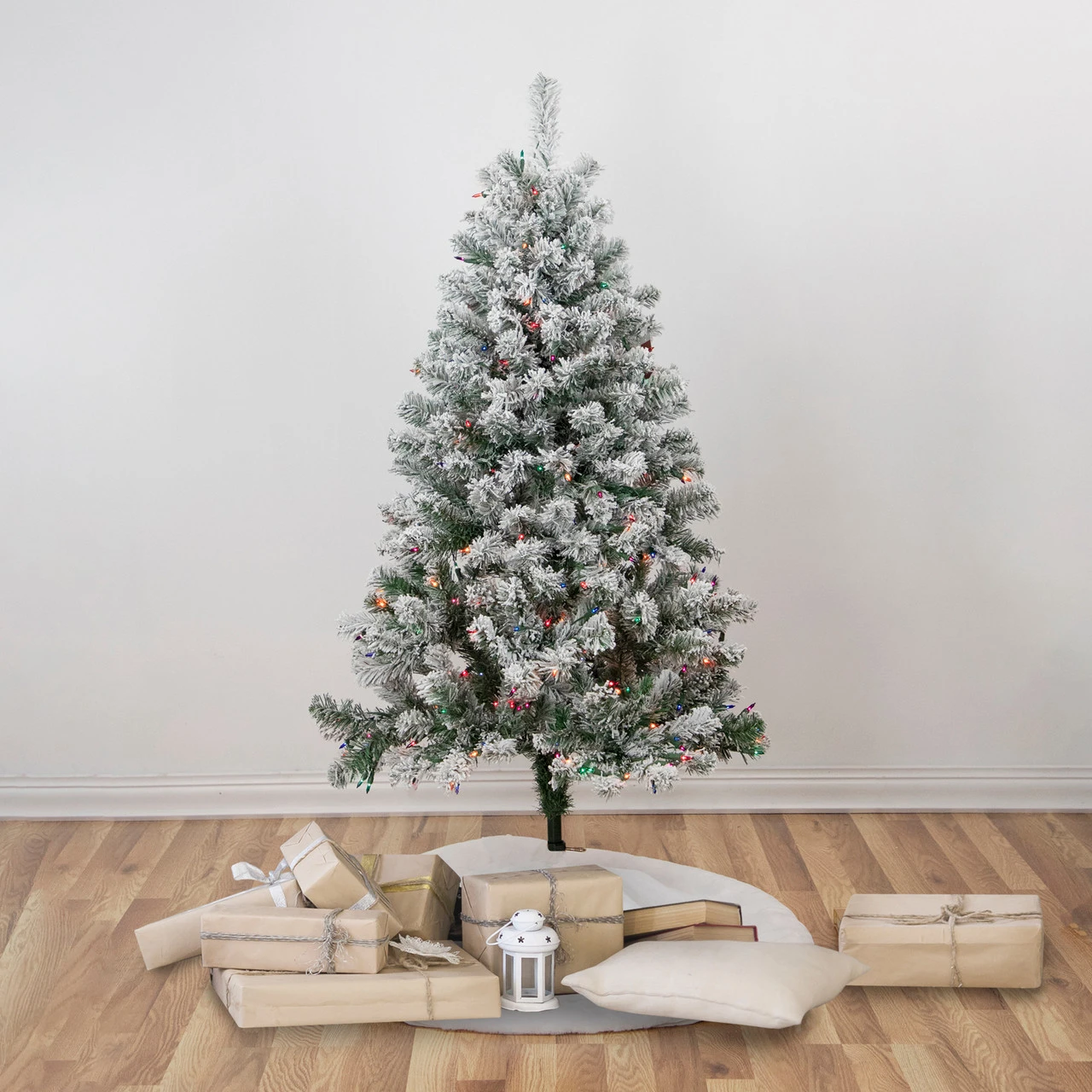 4.5' Pre-Lit Flocked Madison Pine Artificial Christmas Tree, Multi Lights 4 4.5' Pre-Lit Flocked Madison Pine Artificial Christmas Tree, Multi Lights - Image 2