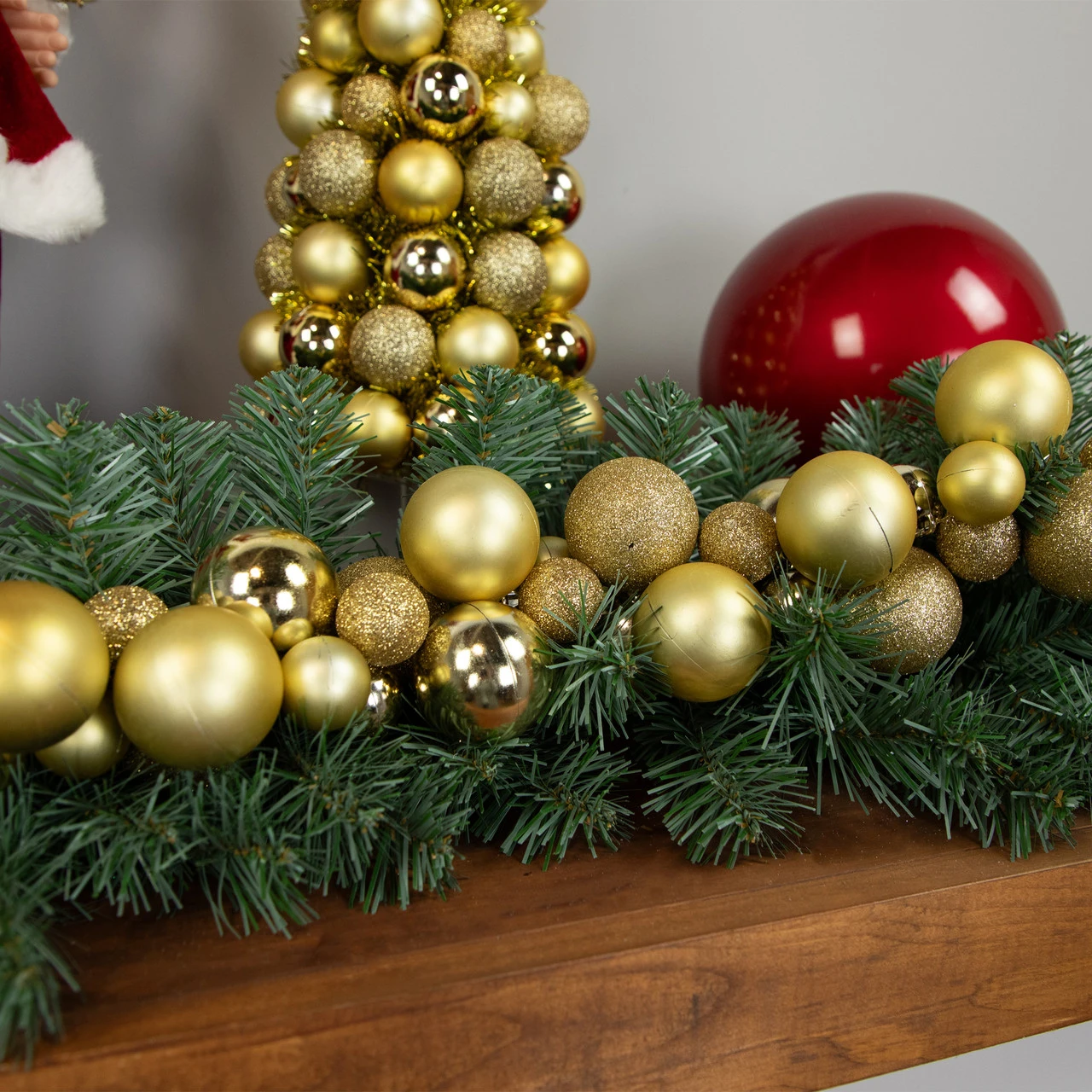 6' Shatterproof Ball Vegas Gold 3-Finish Christmas Garland 5 6' Shatterproof Ball Vegas Gold 3-Finish Christmas Garland - Image 3