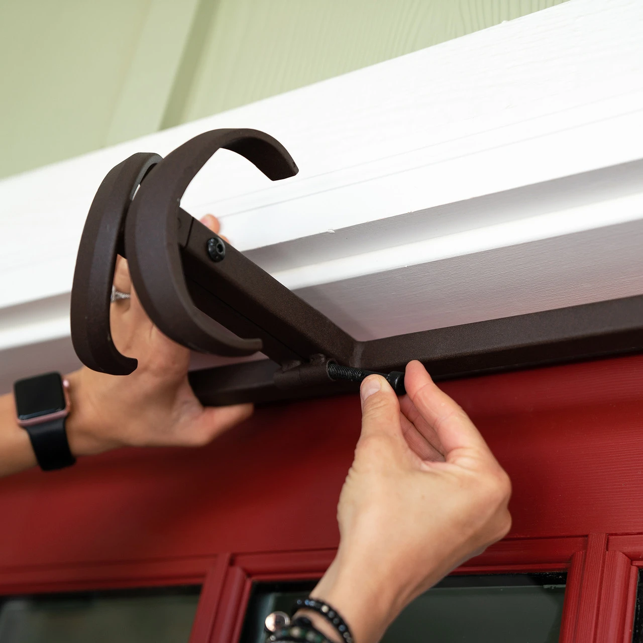 Adjustable Christmas Garland Hanger For Single Door Frames 6 Adjustable Christmas Garland Hanger For Single Door Frames - Image 4