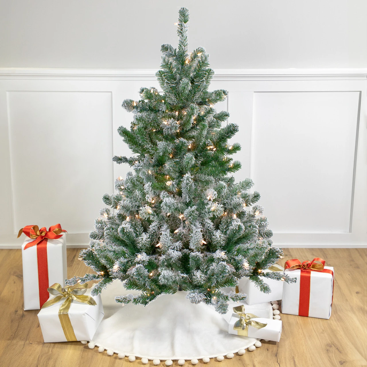 4.5' Pre-Lit Full Flocked Natural Emerald Artificial Christmas Tree - Warm Clear Lights 3 4.5' Pre-Lit Full Flocked Natural Emerald Artificial Christmas Tree - Warm Clear Lights