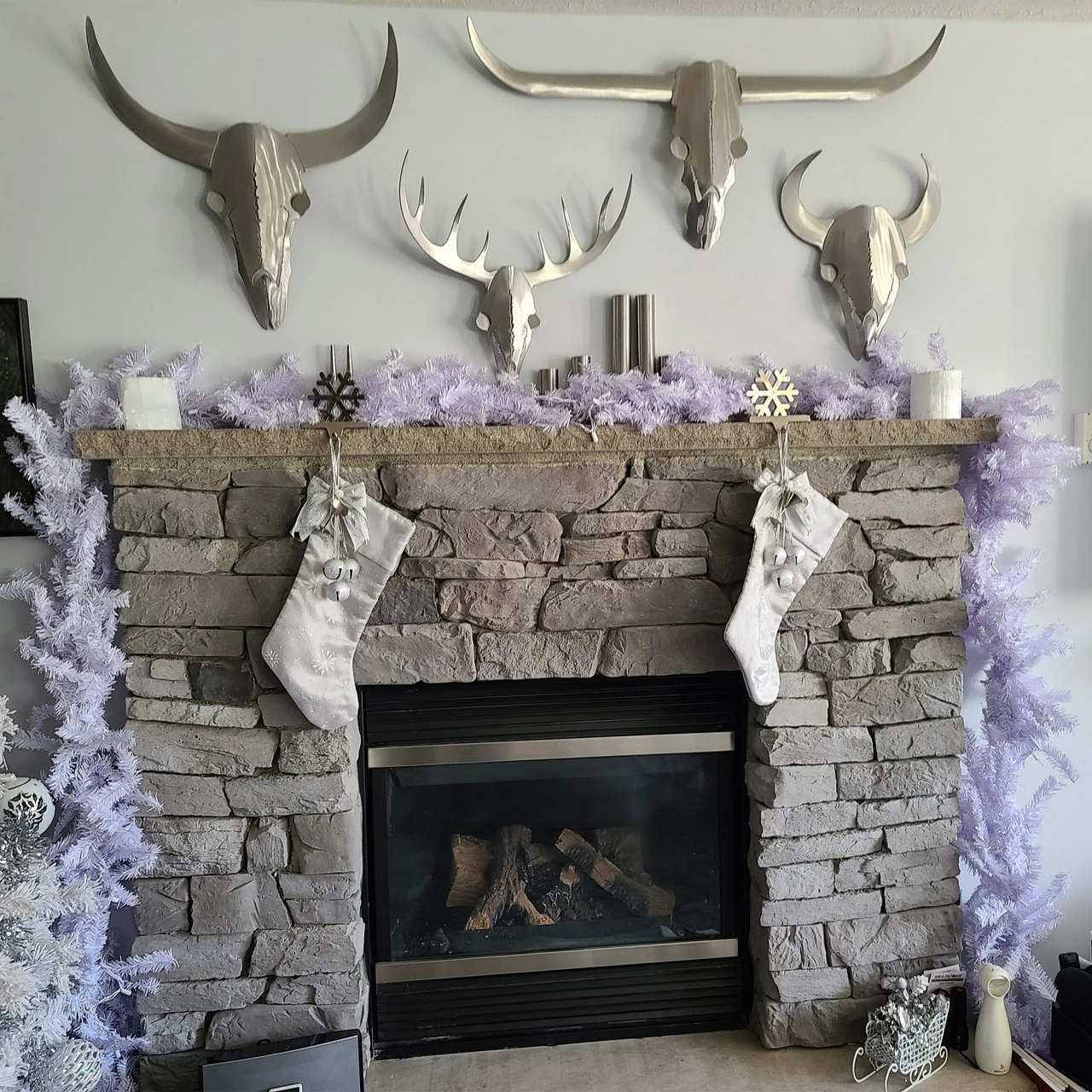 9' X 14" White Canadian Pine Artificial Christmas Garland, Unlit 8 9' X 14" White Canadian Pine Artificial Christmas Garland, Unlit - Image 6