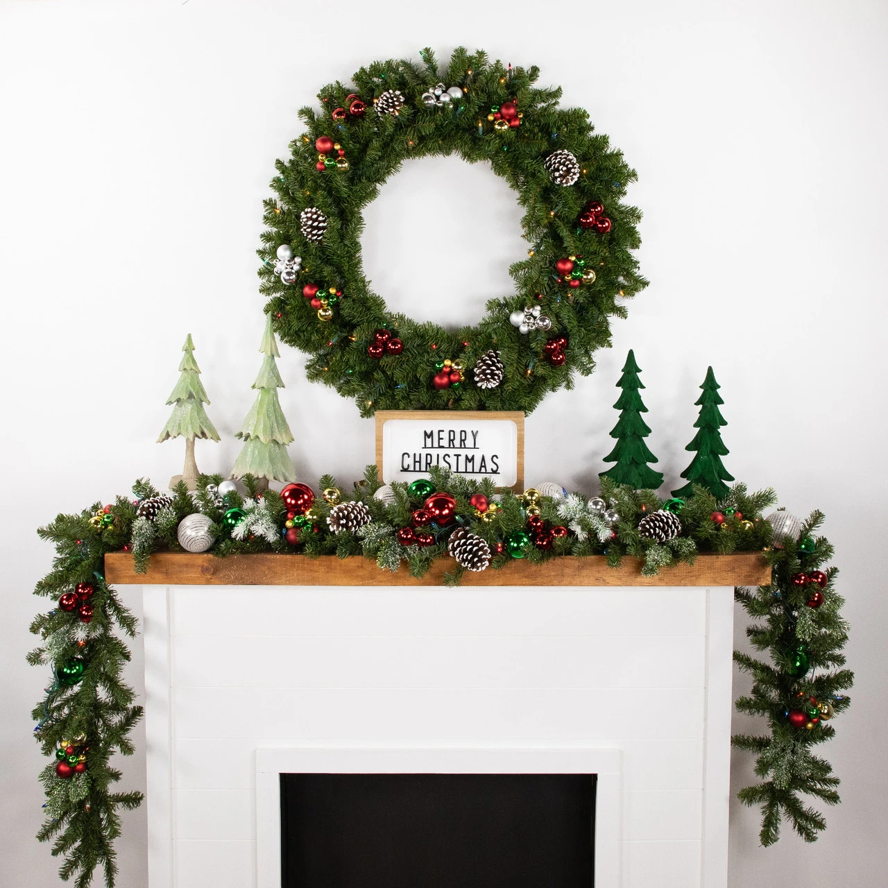 Pre-Lit Canadian Pine Artificial Christmas Wreath, 36 Inch, Multi Lights 4 Pre-Lit Canadian Pine Artificial Christmas Wreath, 36 Inch, Multi Lights - Image 2