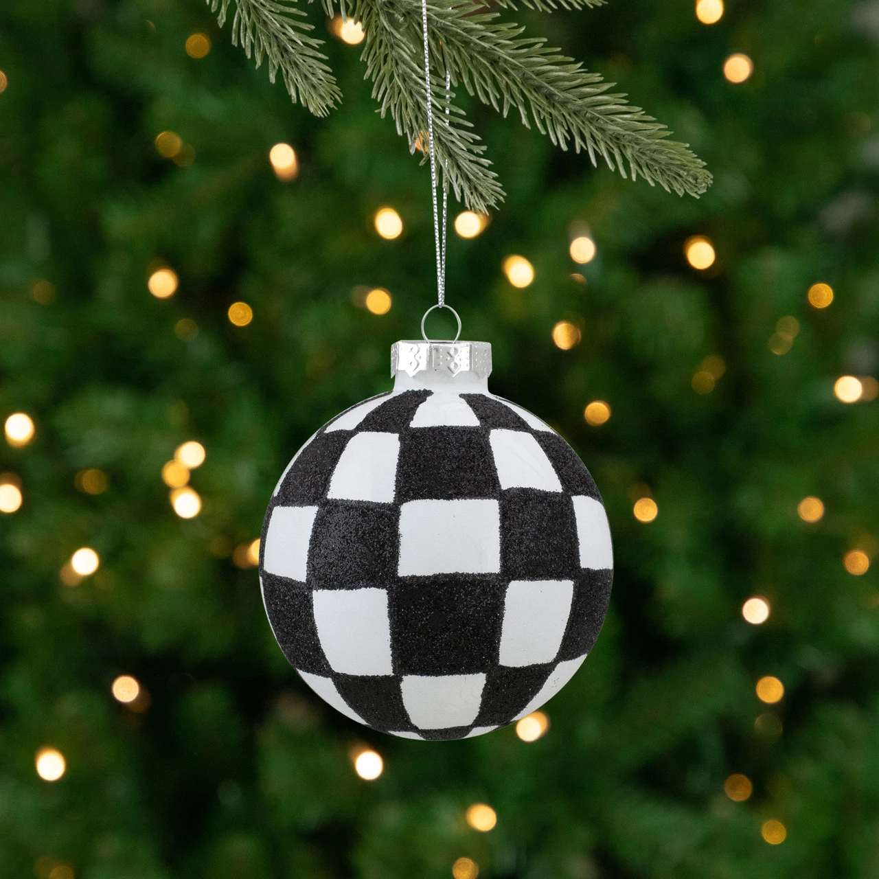 4ct Black And White Zig Zag And Checkered Christmas Glass Ball Ornaments 2.75" (67mm) 5 4ct Black And White Zig Zag And Checkered Christmas Glass Ball Ornaments 2.75" (67mm) - Image 3
