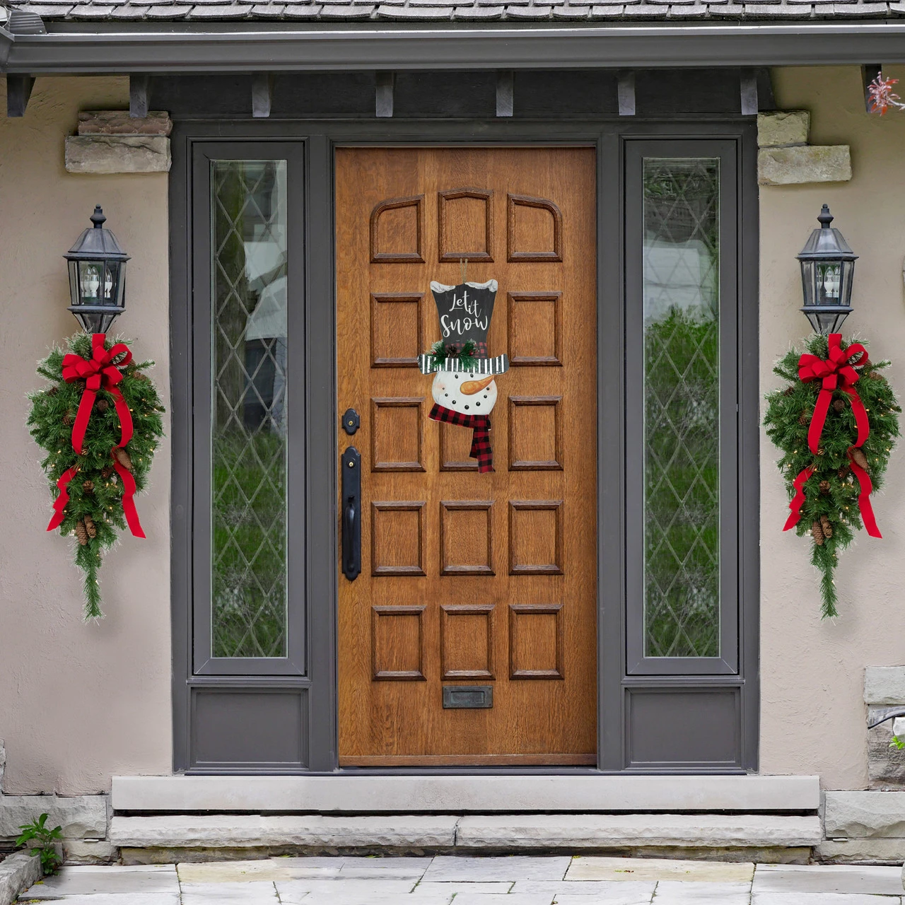 30" Pre-Lit Dakota Red Pine Artificial Christmas Teardrop Swag, Clear Dura Lights 4 30" Pre-Lit Dakota Red Pine Artificial Christmas Teardrop Swag, Clear Dura Lights - Image 2