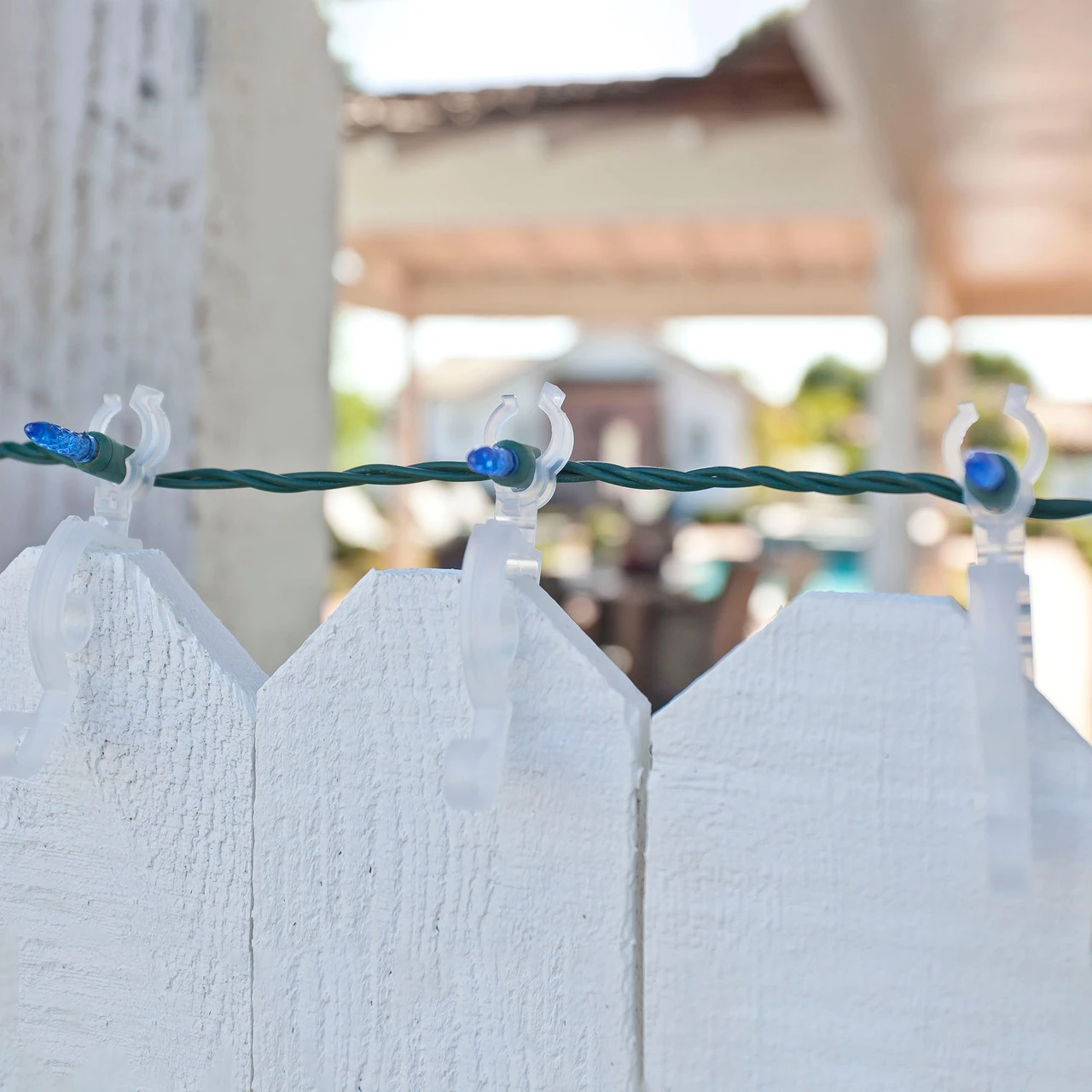 Set Of 150 Clear Max Pro Anywhere Christmas Light Clips 7 Set Of 150 Clear Max Pro Anywhere Christmas Light Clips - Image 5